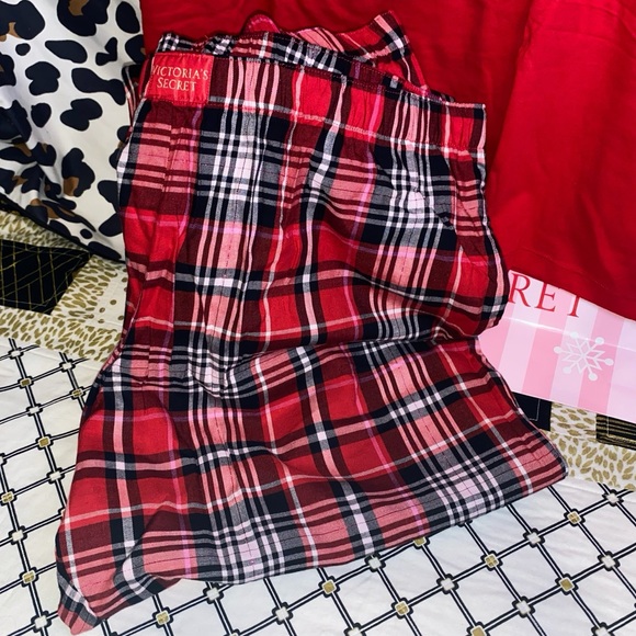 VICTORIA SECRET FLANNEL JOGGER TEE-JAMA SET - Picture 7 of 12